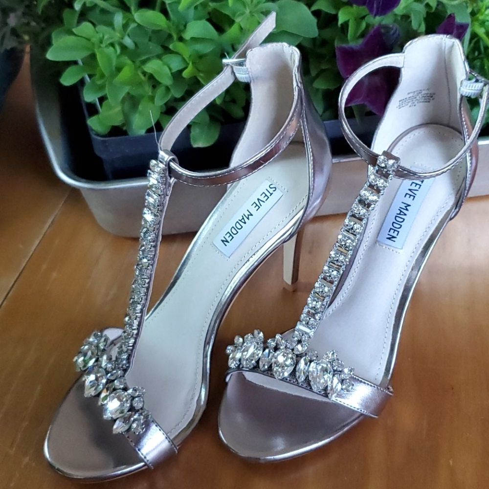 Steve Madden Gorgeous high heels! NIB